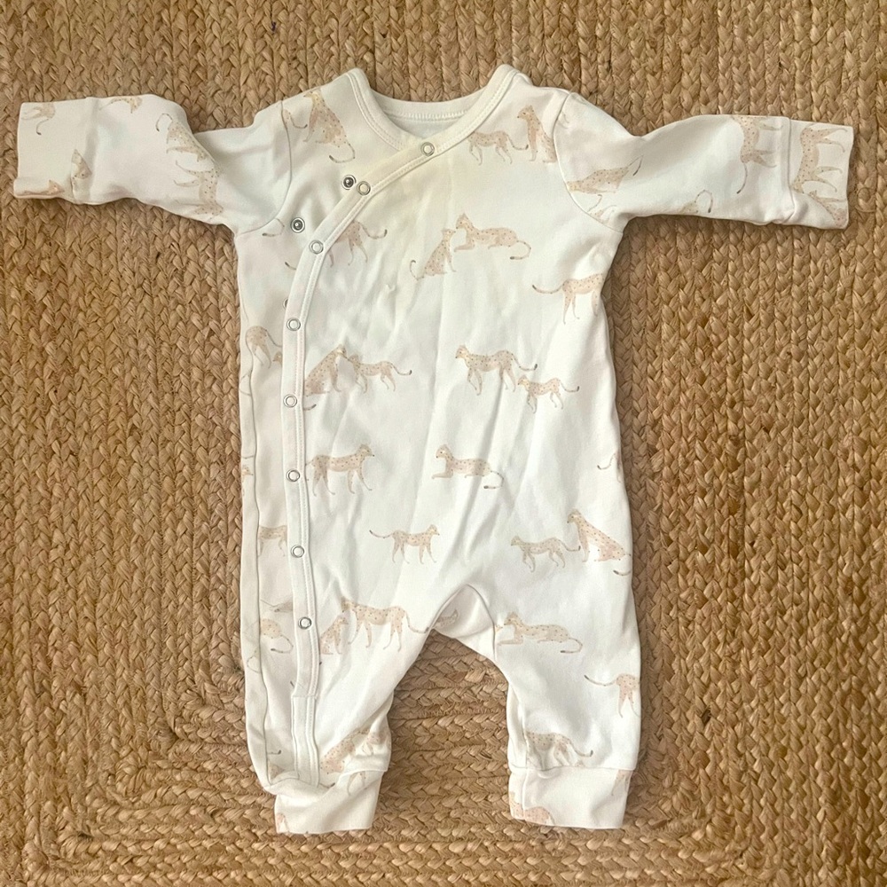 Pehr 3-6m onesie in cute cheetah print